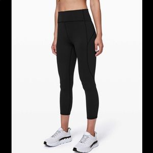 Lululemon In Movement Tight Everlux 25”